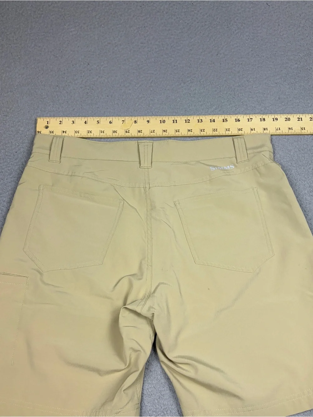 Simms Fishing Shorts Men's 36 Light Khaki Technical Athletic Zip Pocket